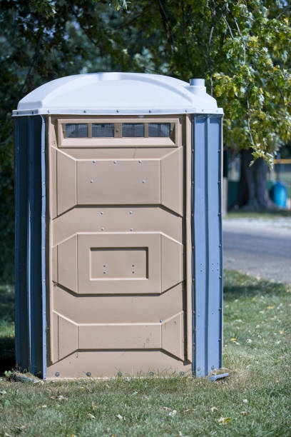 Portable Toilet Options We Offer in Kent, OH