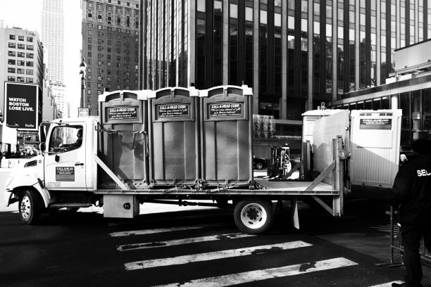 Best Porta potty rental for parties  in Kent, OH